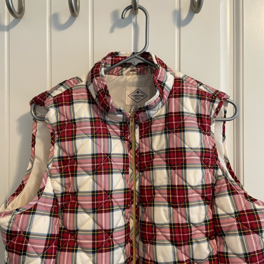 St. John’s Bay Plaid Vest - Picture 3 of 6